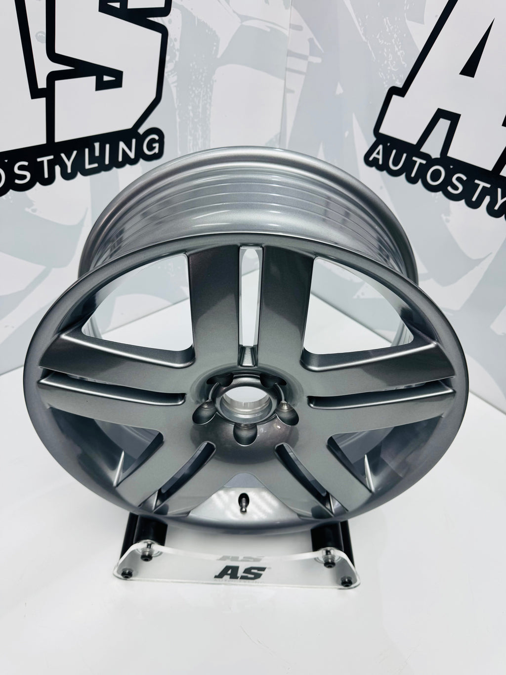 17" AS- TDI  BARCELONA REPS 5/100 GUNMETAL WHEELS