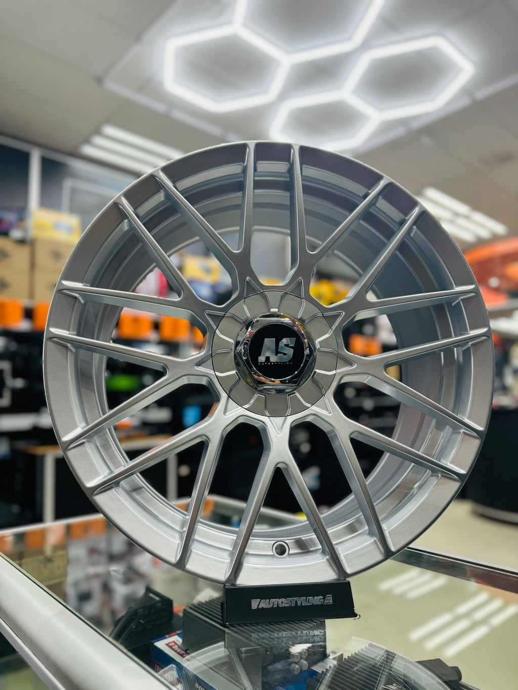 18” AS- RSE 5/100 5/114 SILVER