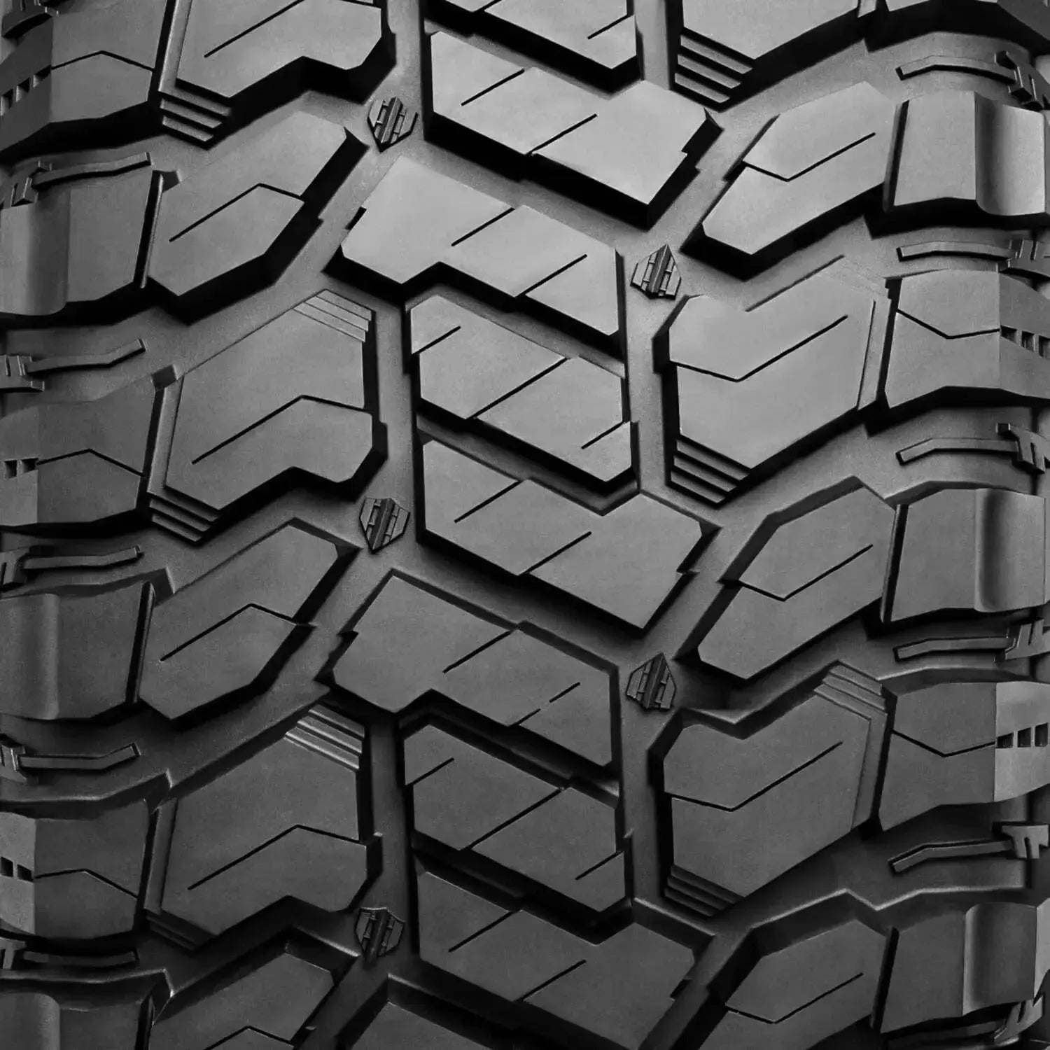 20 Inch Radar Renegade R/T+ Rugged Terrain 119/116QE Bakkie Tyre (285/50/20)