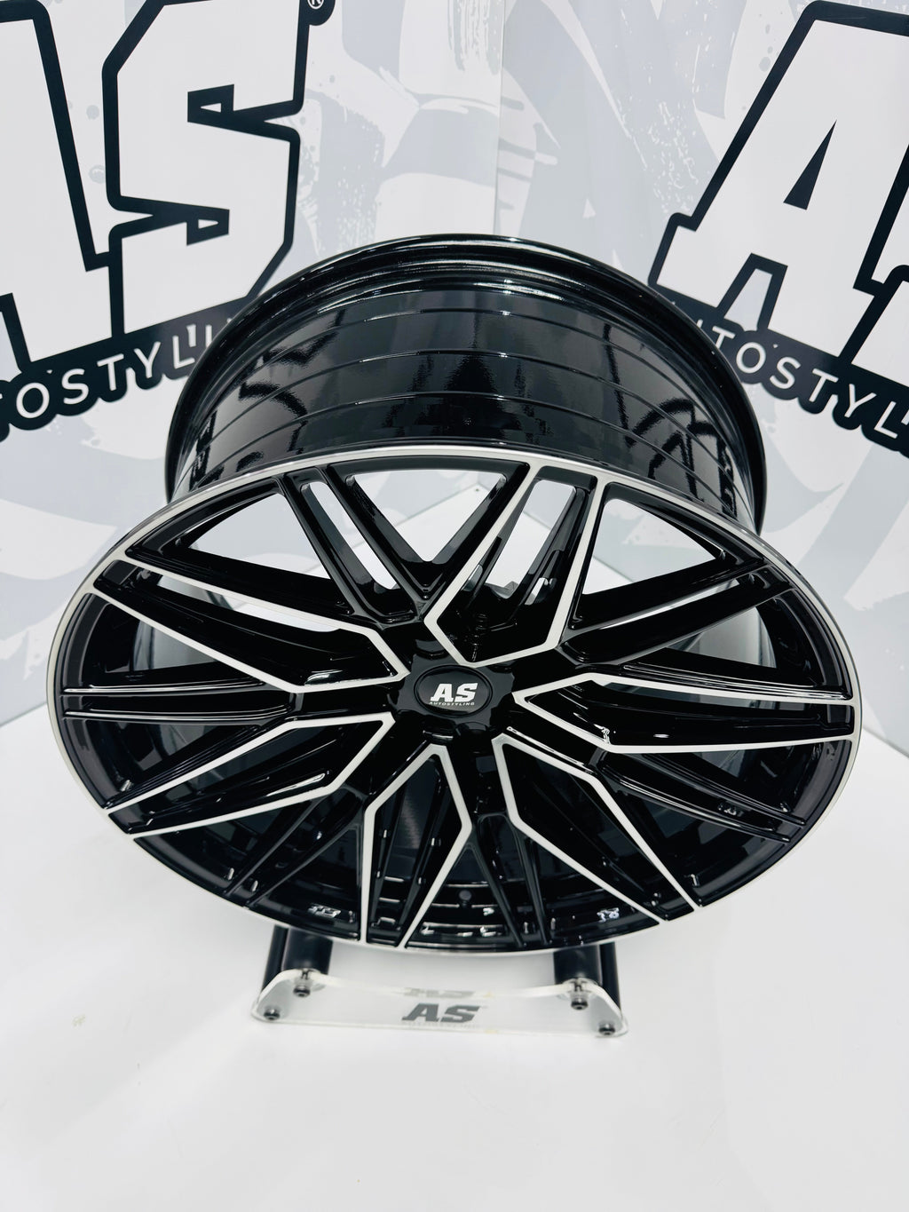 20” CONCAVO SERIES 876  BLACK MACHINE FACE   BAKKIE RIMS 6/139 PCD