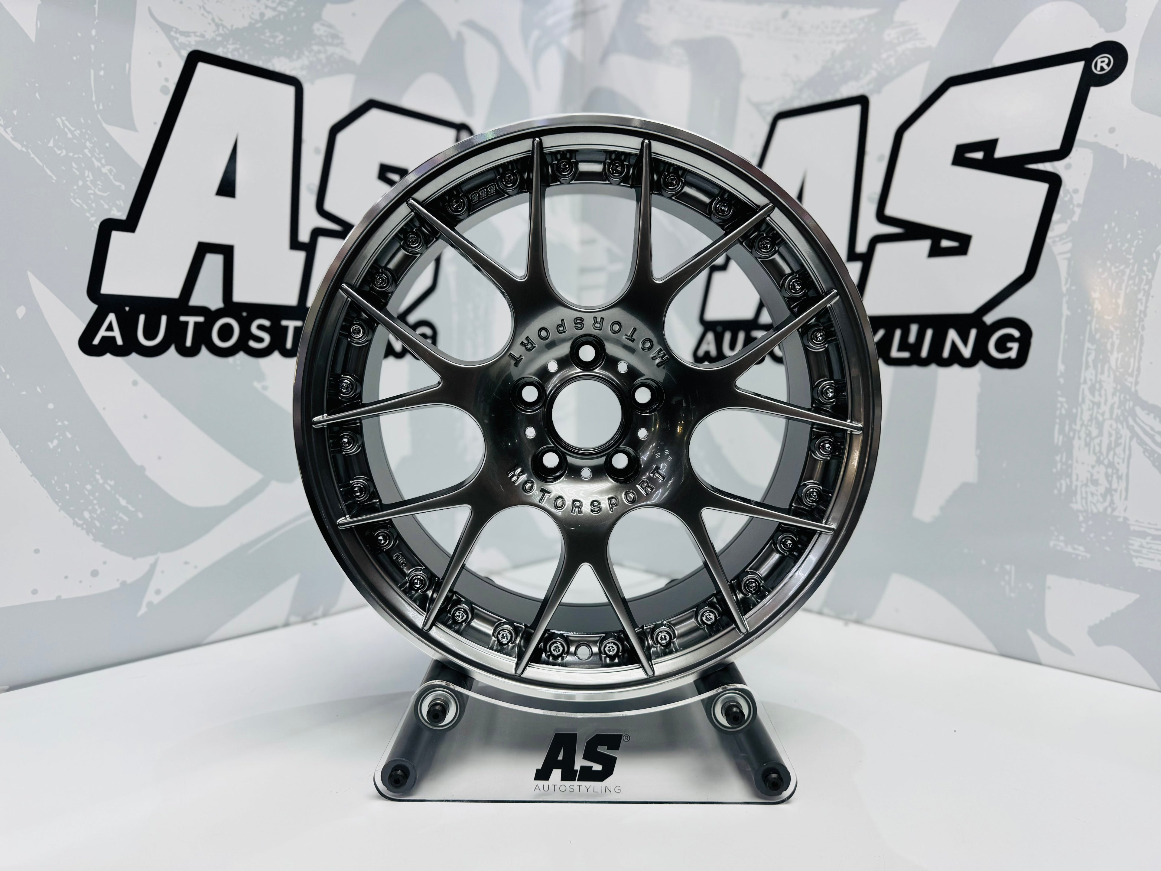 18” BSS CH  5/112 HYPER BLACK