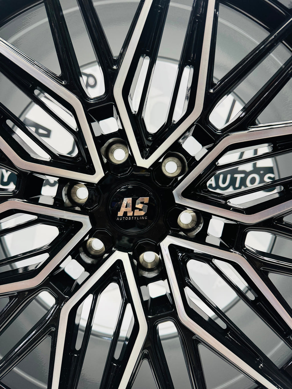 20” CONCAVO SERIES 876  BLACK MACHINE FACE   BAKKIE RIMS 6/139 PCD