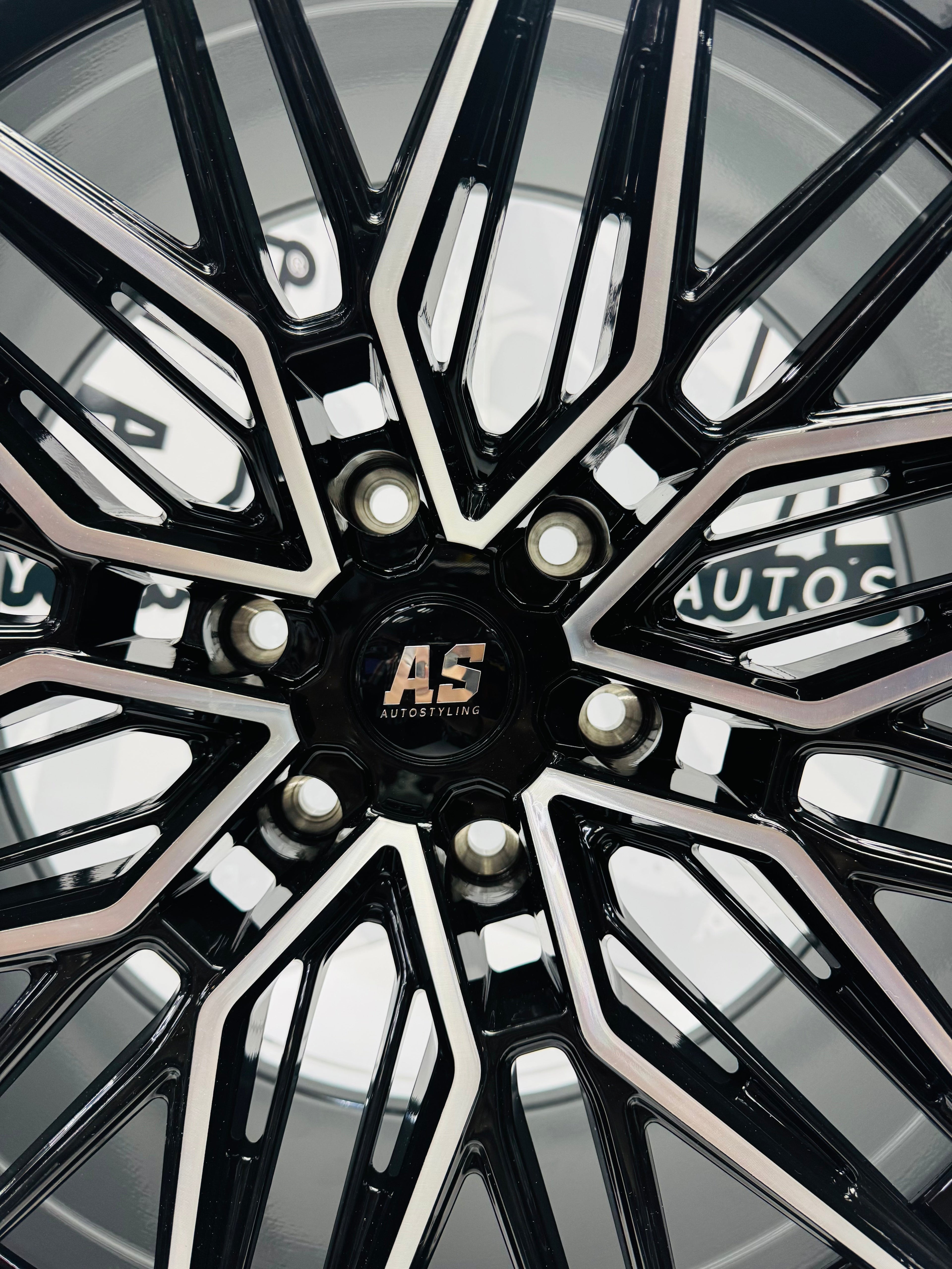 20” CONCAVO SERIES 876  BLACK MACHINE FACE   BAKKIE RIMS 6/139 PCD