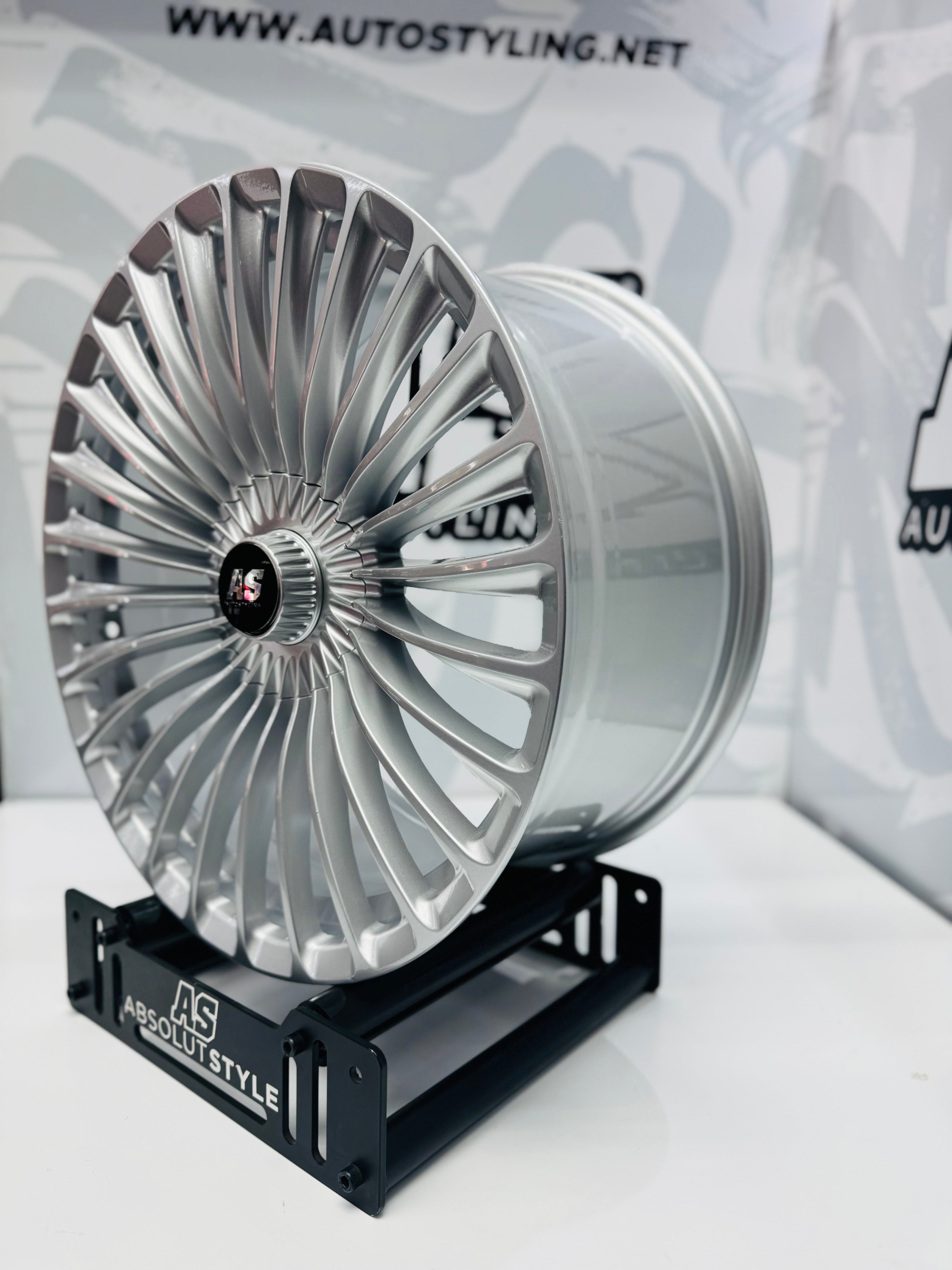 19” K328 MAYBAC 5/112 SILVER