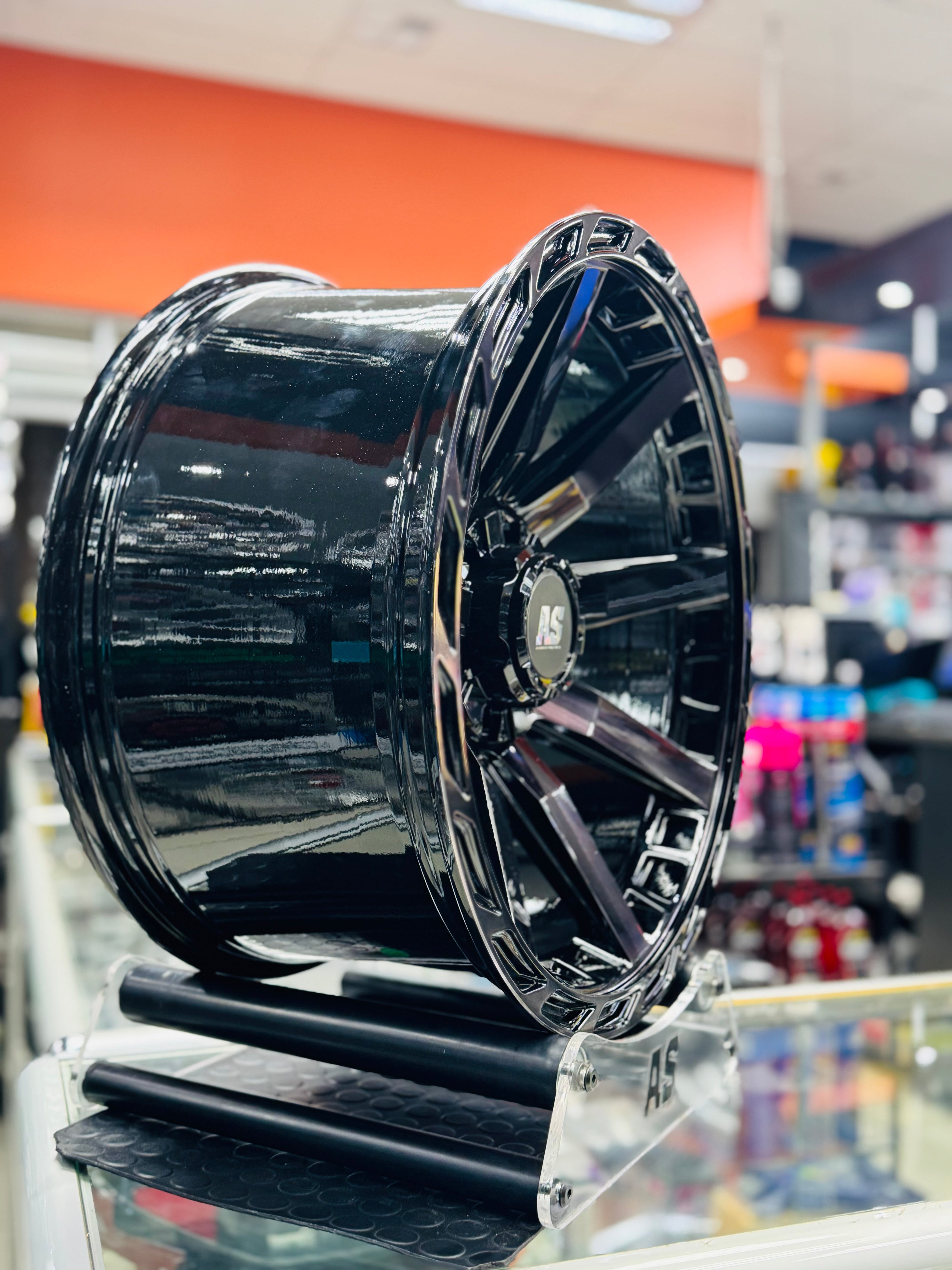 20” CONCAVO SERIES 316 GLOSS  BLACK BAKKIE RIMS 6/139 PCD