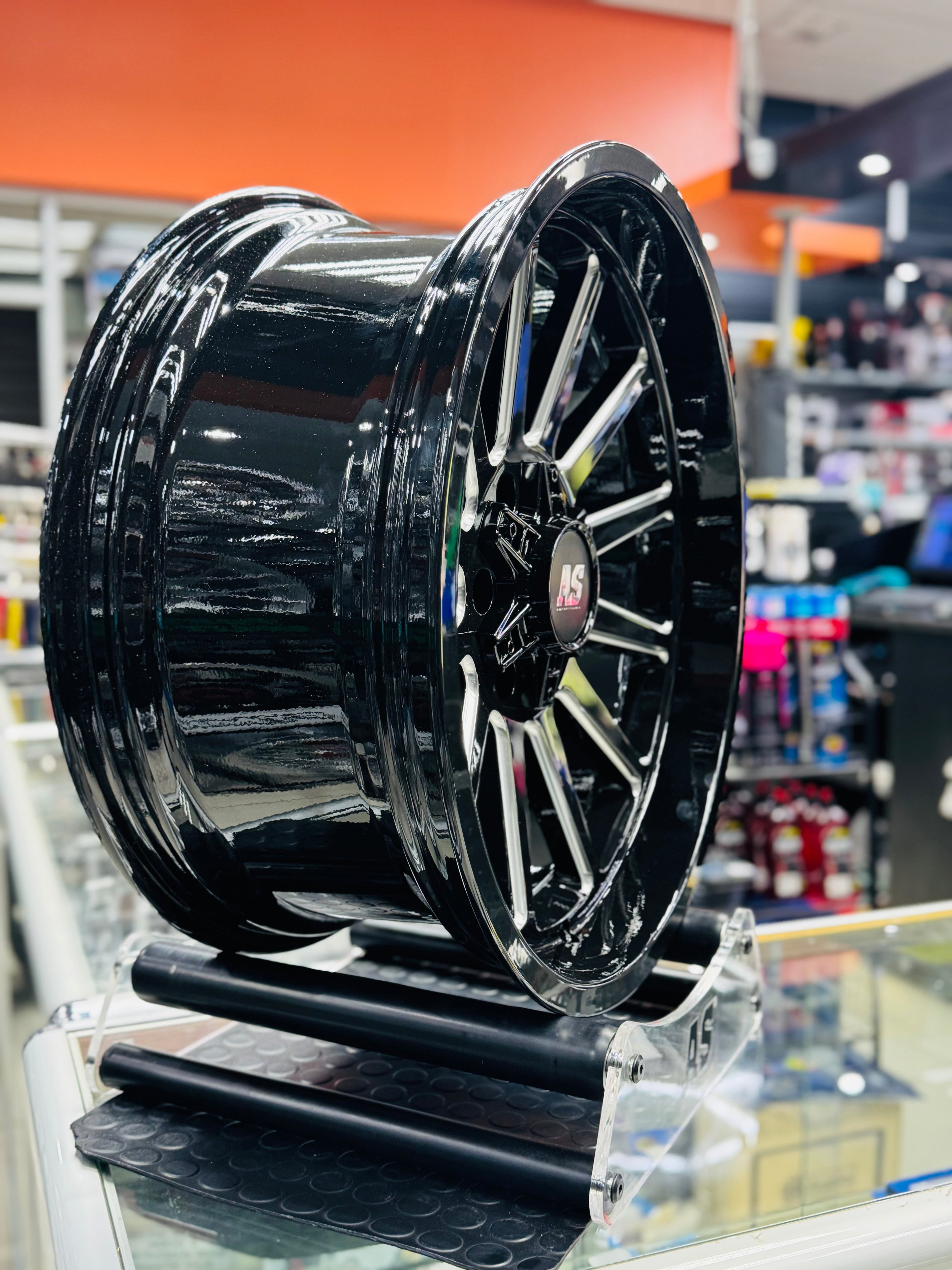 20” CONCAVO SERIES 320 GLOSS  BLACK BAKKIE RIMS 6/139 PCD