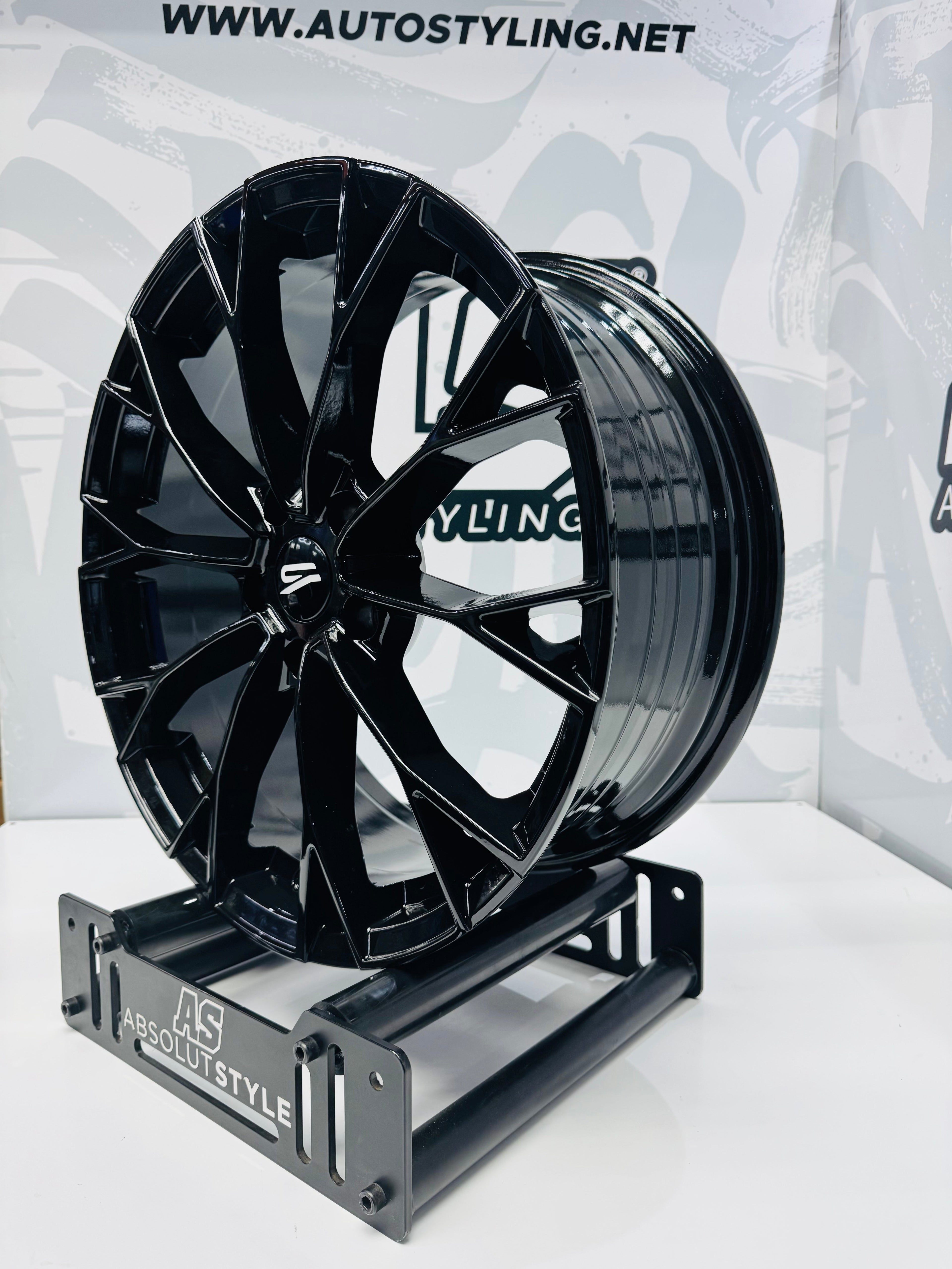 18” MK8.5GTI  5/112 GLOSS  BLACK