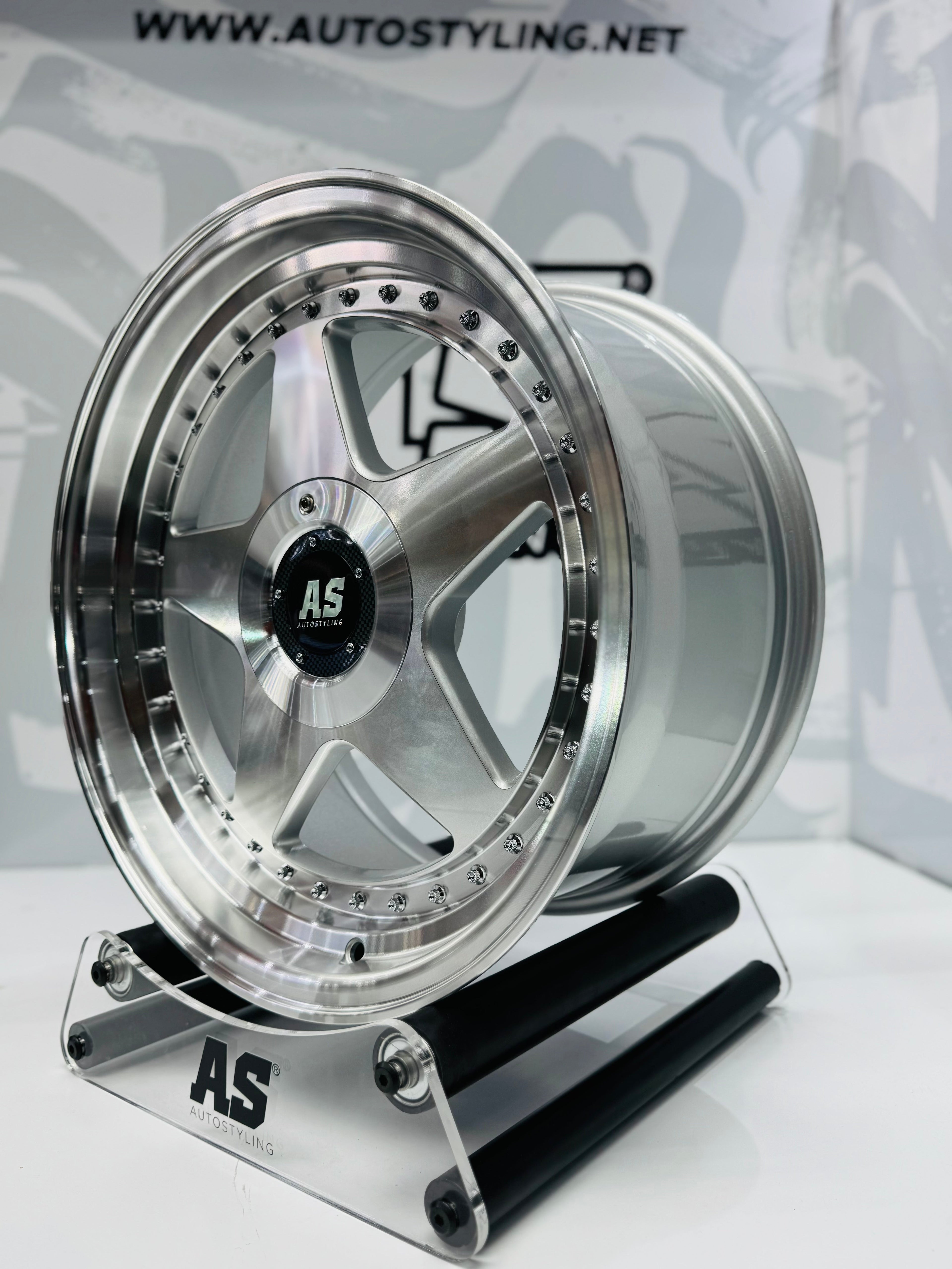 17  ” AS-FUTURA 4/100 & 5/100 narrow wides