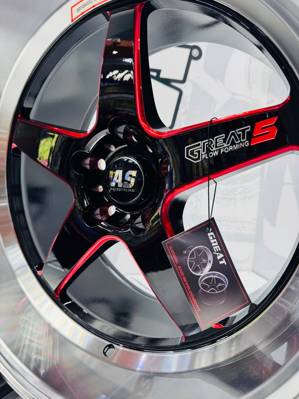 18” F99ZX307 5/114 BLACK with RED MILLING