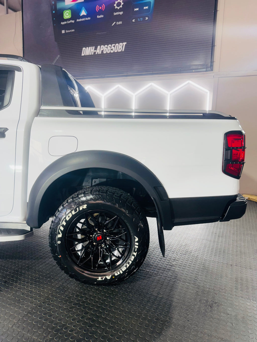 FORD RANGER Suitable To Fit - Next Gen (22-On) OEM Style Sports Roll Bar GREY