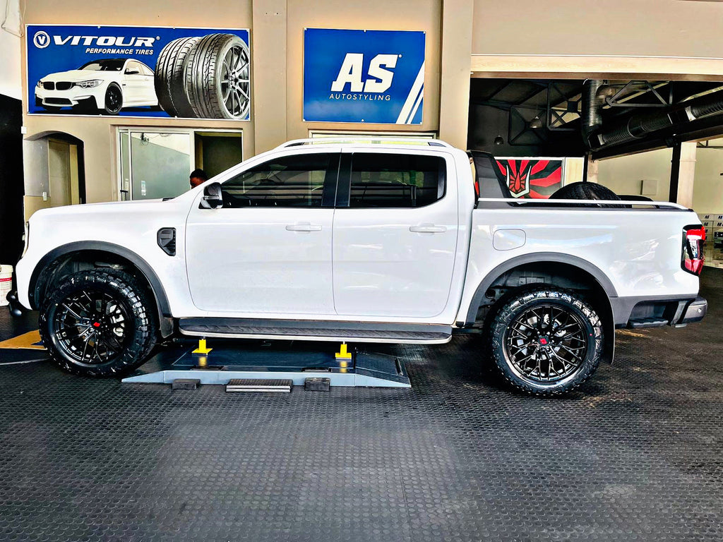 MAXXIS 285/55/20 RAZR A/T TYRES