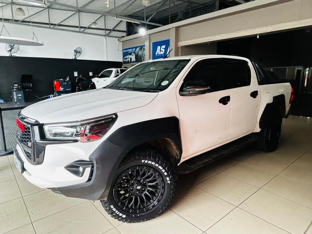 265/60/18 SAILUN R/T TYRE WHITE LETTERS