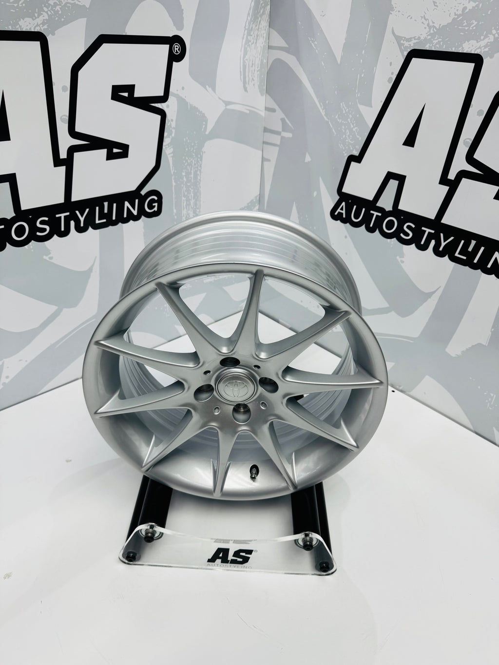 16” RUNX RSI 4/100 RIMS