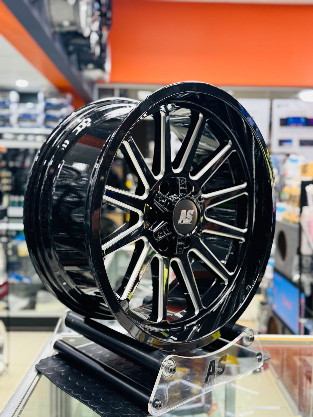 20” CONCAVO SERIES 320 GLOSS  BLACK BAKKIE RIMS 6/139 PCD