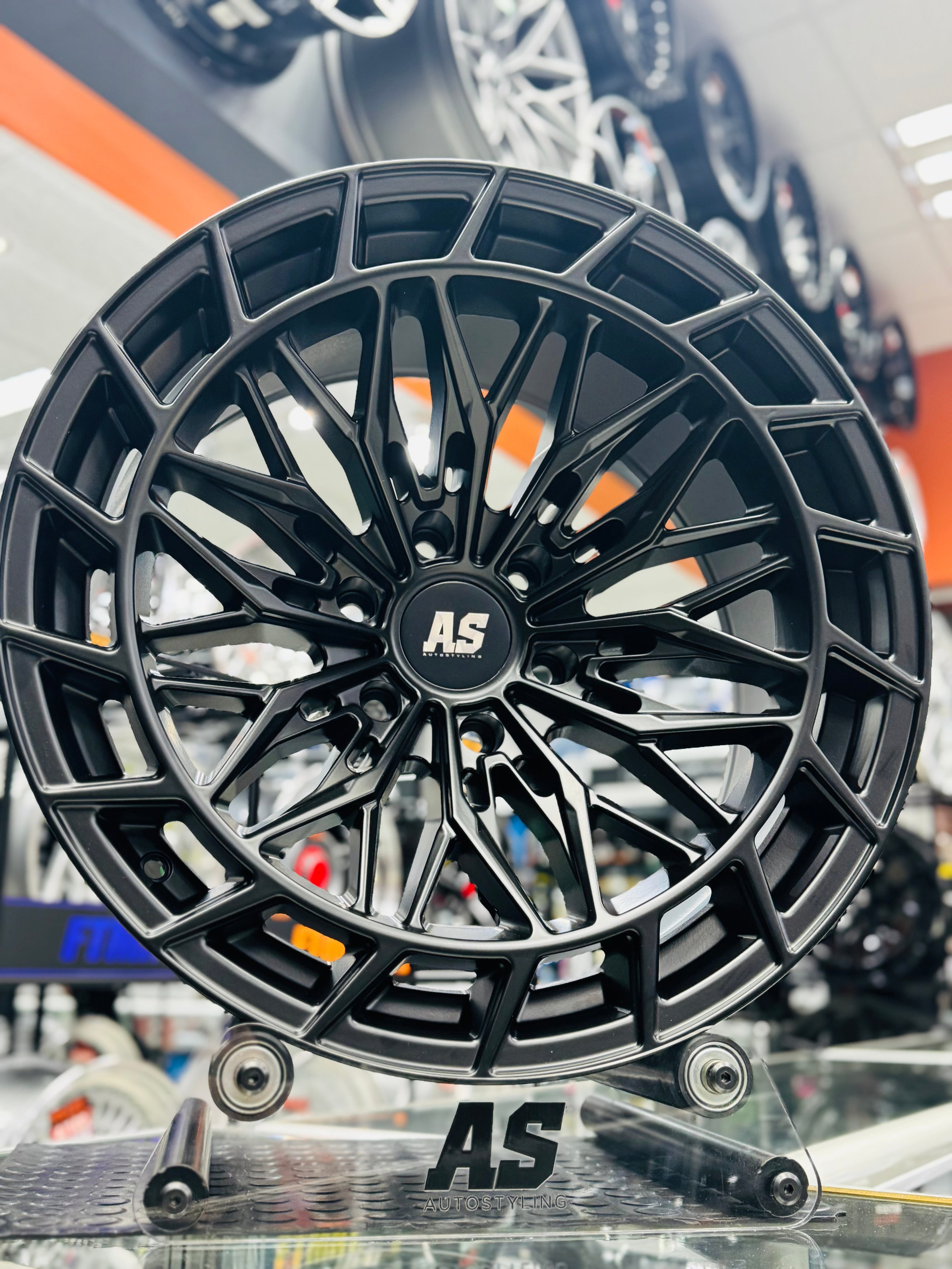 20” CONCAVO SERIES 319 MATT  BLACK BAKKIE RIMS 6/139 PCD