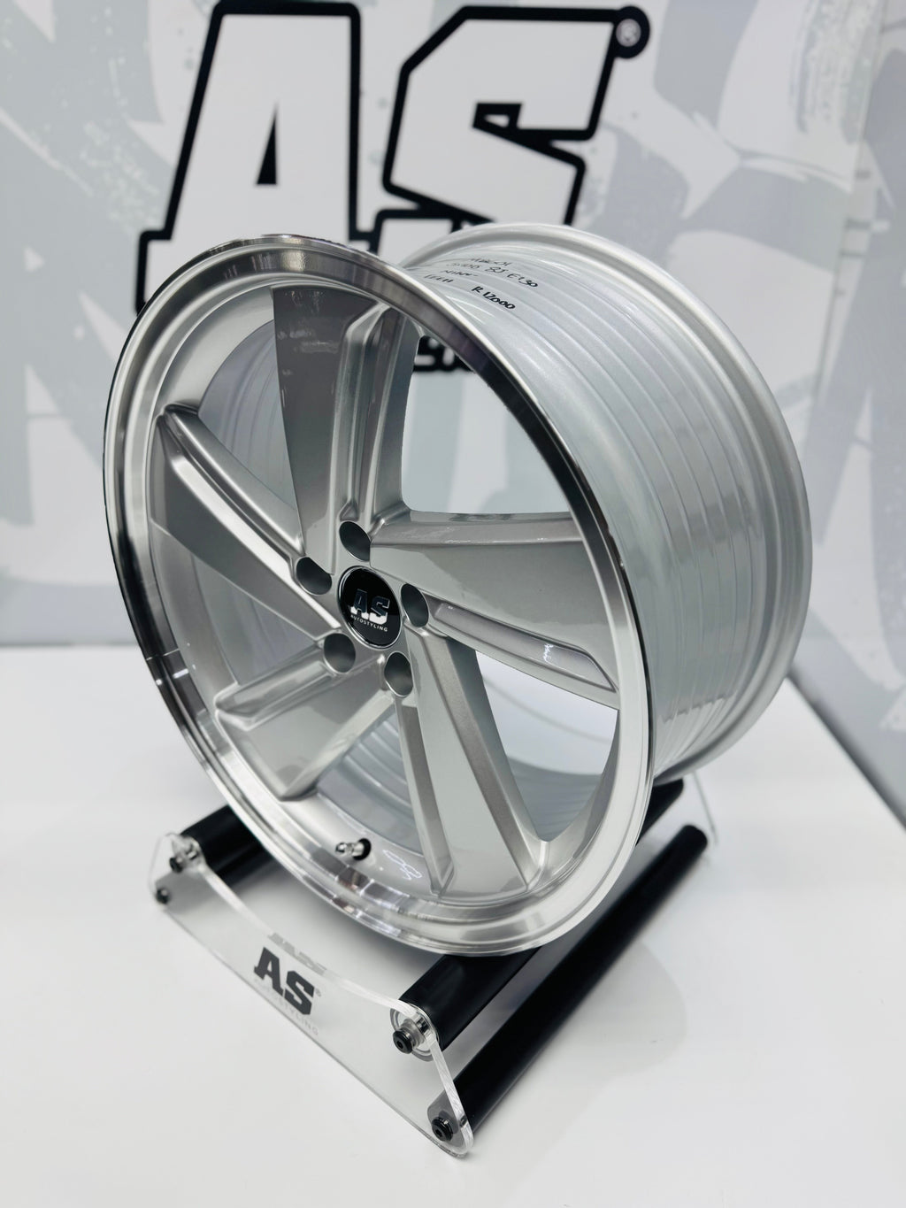 17” AS- MILTON DISHED 5/100 SILVER RIMS