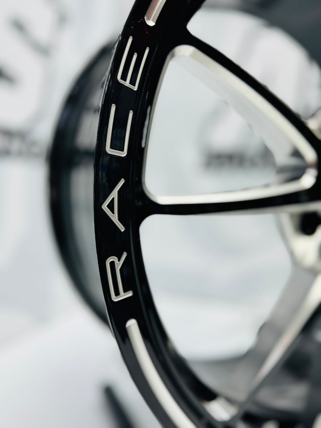 18” F32FBX222 5/114 BLACK