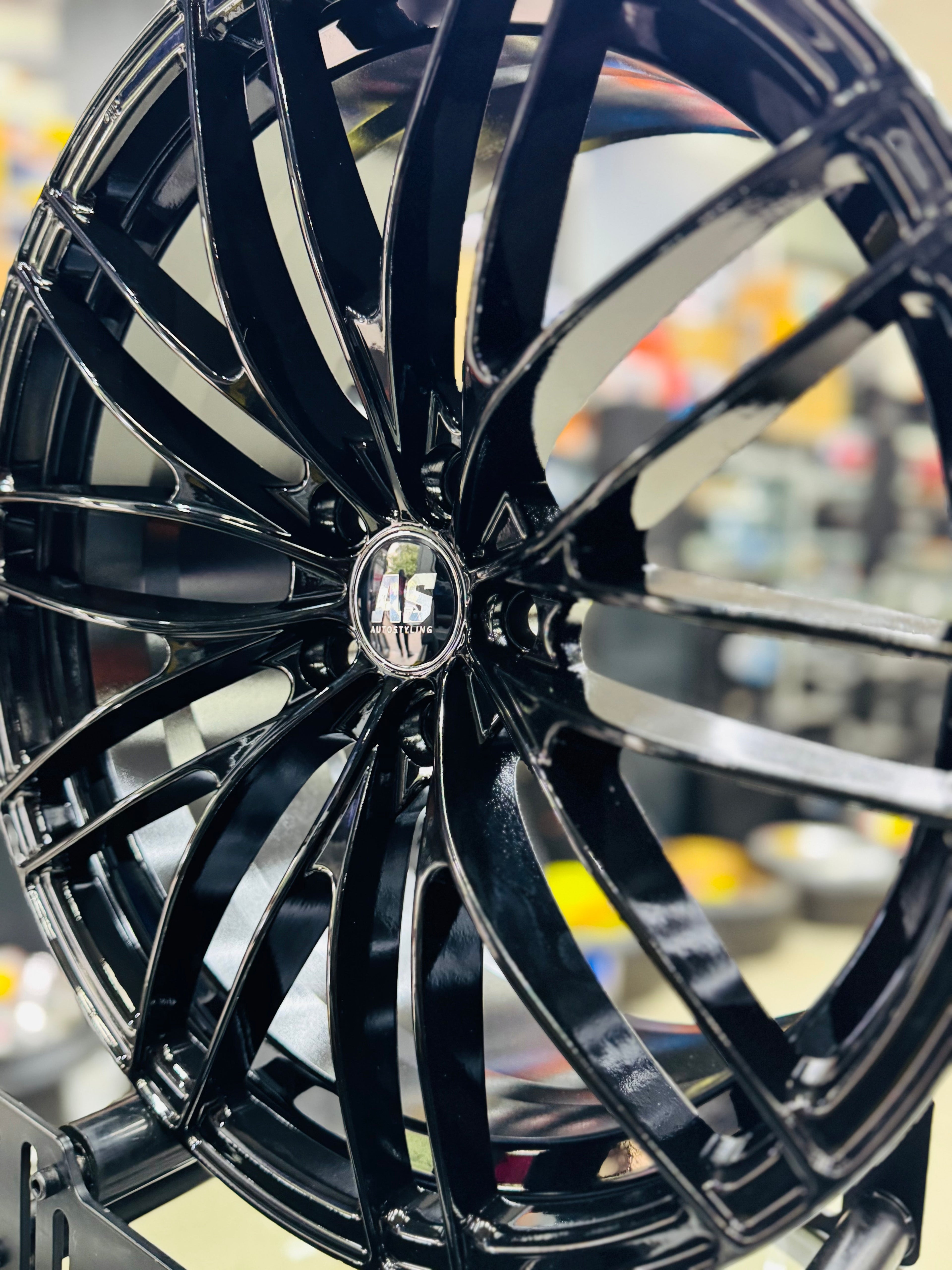 19” AS-K327 ( 5x112 ) gloss black