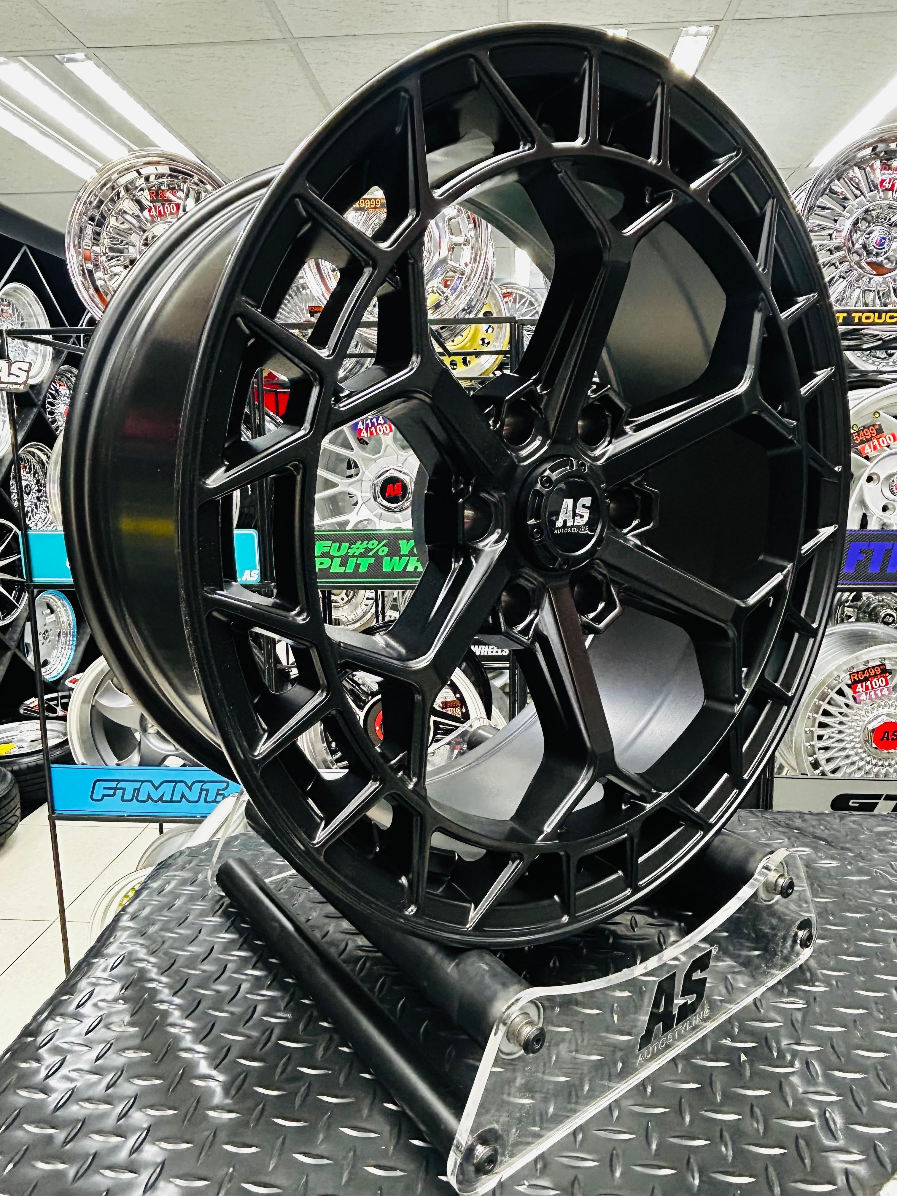 20” COMPTON AS 300  BAKKIE RIMS 6/139 PCD