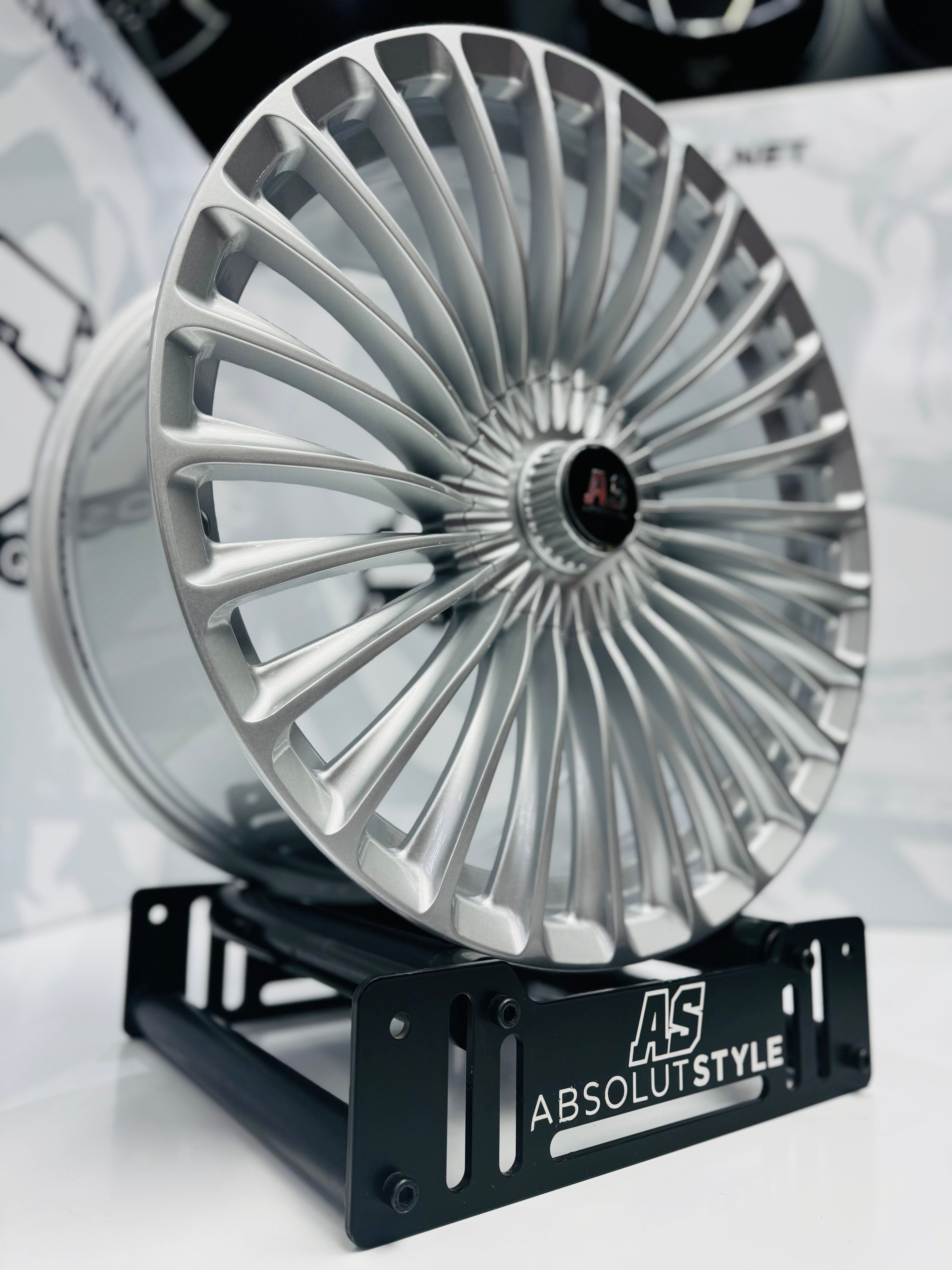 19” K328 MAYBAC 5/112 SILVER