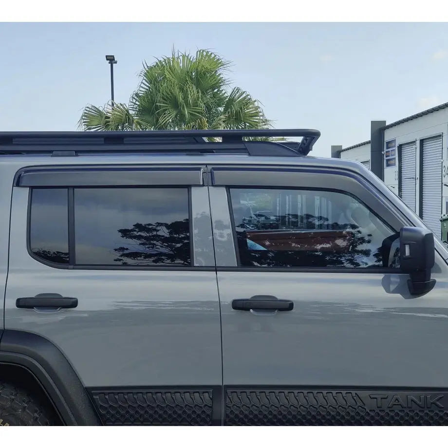 GWM Tank 300 (24-On) Gloss Black Windshield (4-Piece)