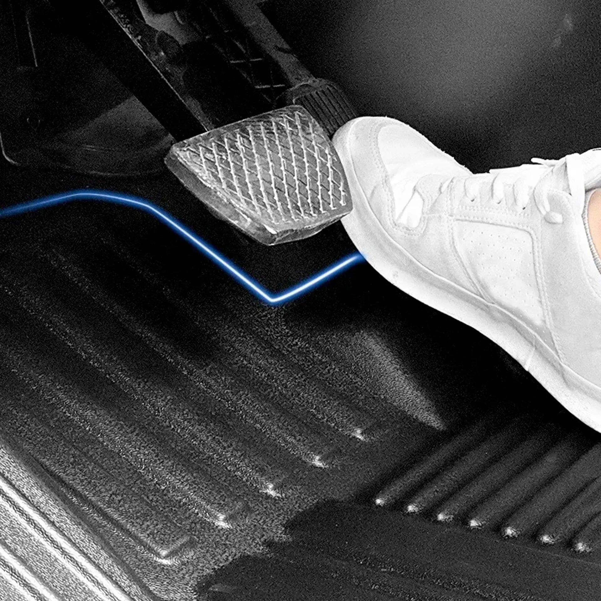 Isuzu D-Max (22-On) Double-Cab Moulded TPE Rubber Floor Mats (3-Piece)