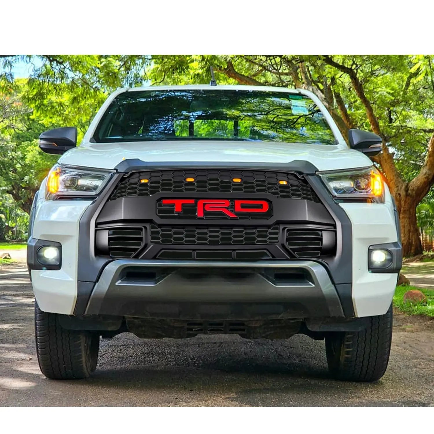 Toyota Hilux 2.8 (21-On) TRD Style LED Upgrade Grille