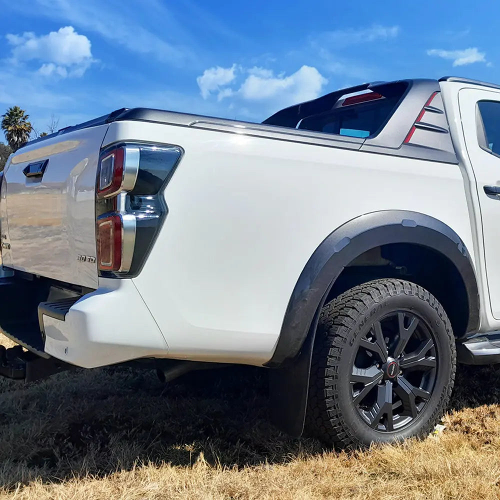 Isuzu D-Max (20-On) OEM Style Rear Sports Bar