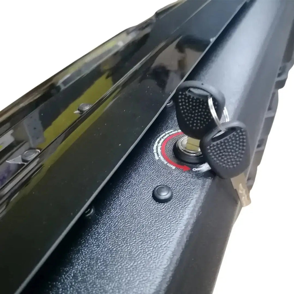 Universal Gloss Black Roof Storage Box - 420L