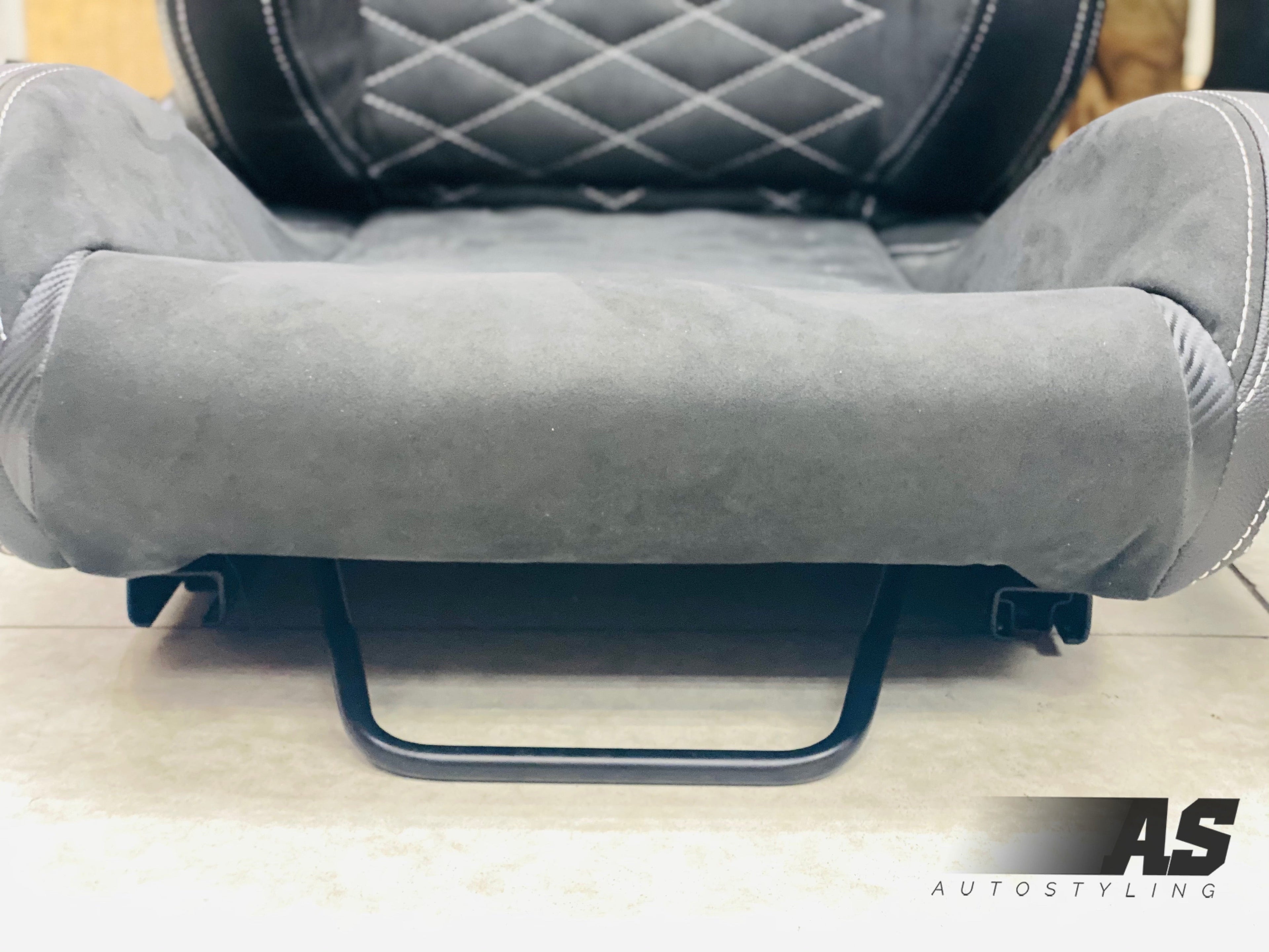 AS WINGBACK SEATS (A)