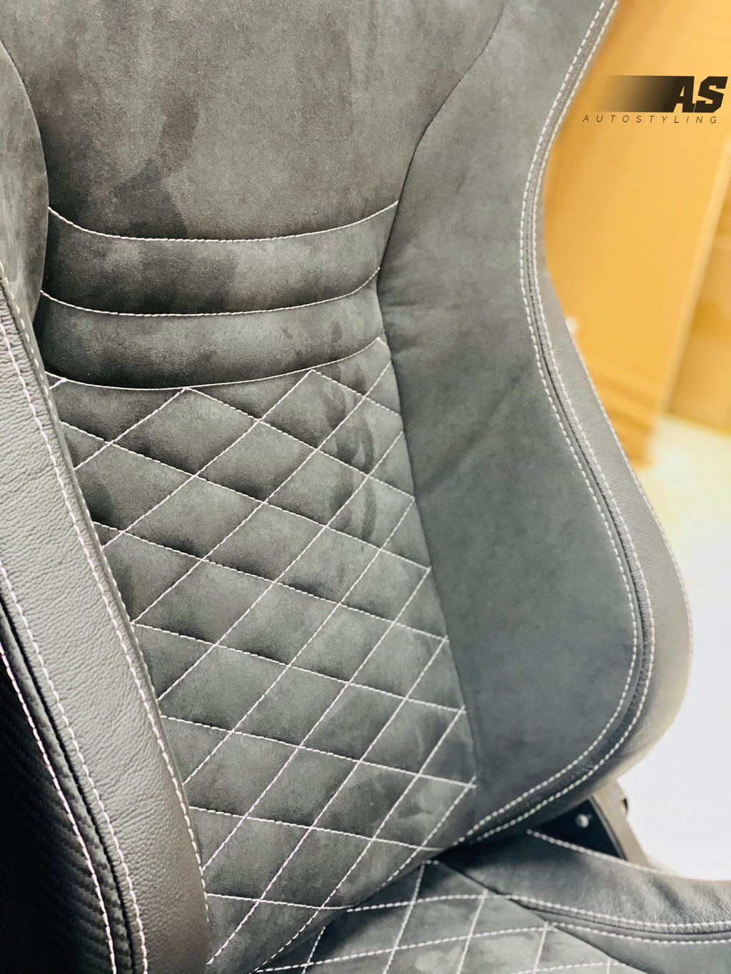 AS WINGBACK SEATS (A)