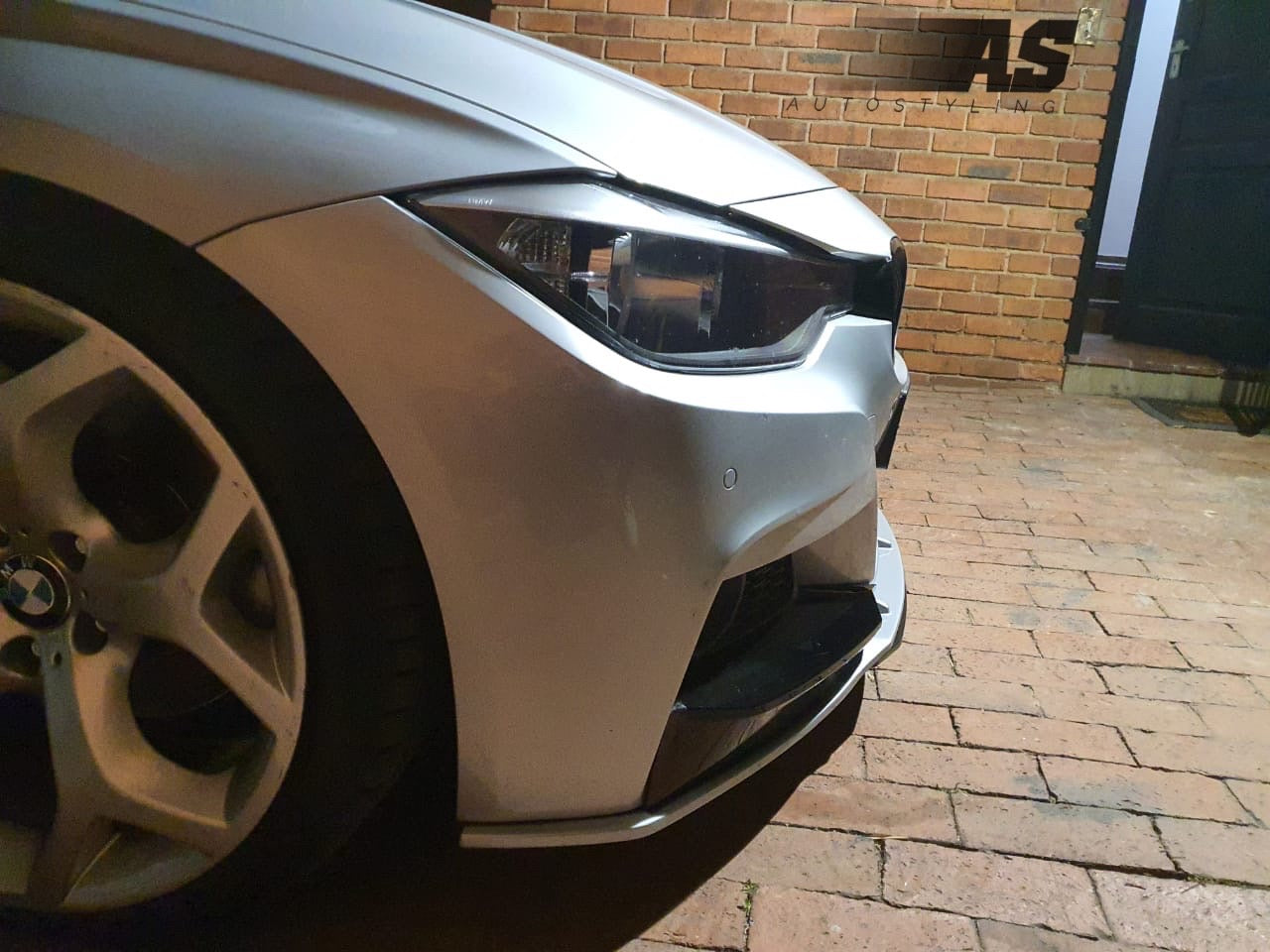 BMW F30 3D 4pce PLASTIC FRONT SPOILE