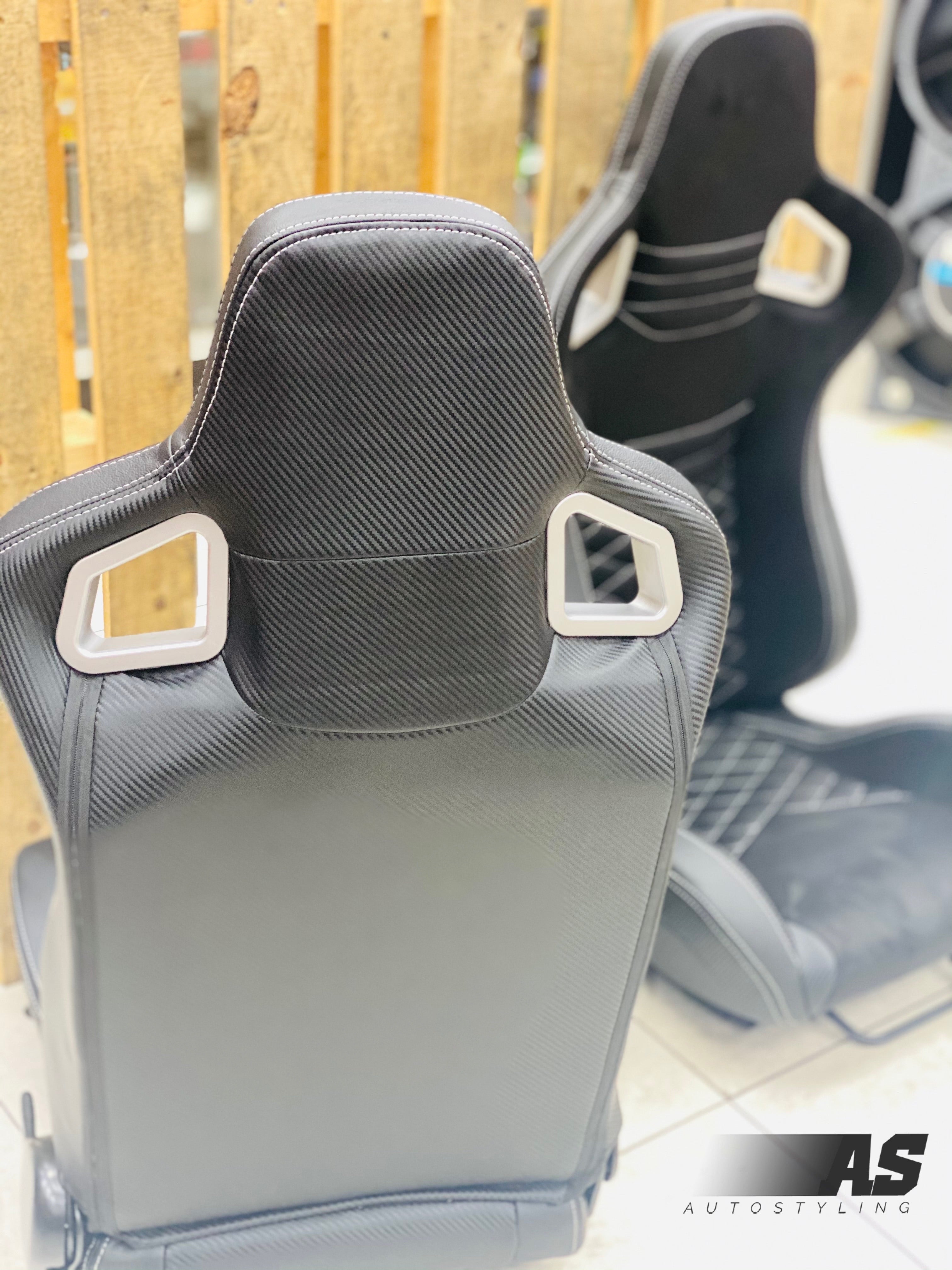 AS WINGBACK SEATS (B)