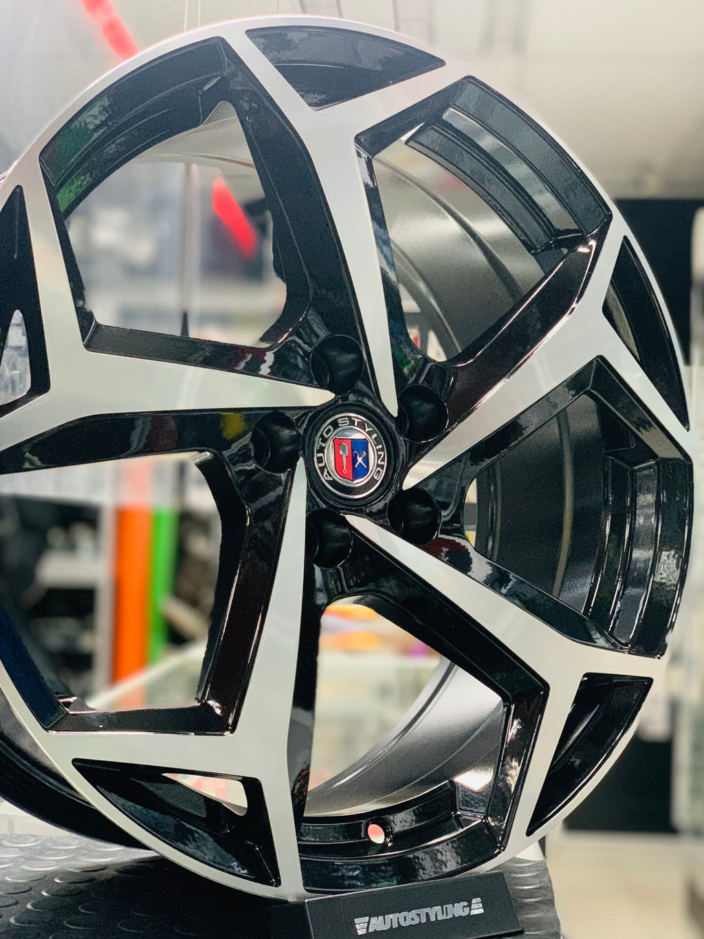 17” POLO8 AW 5/100