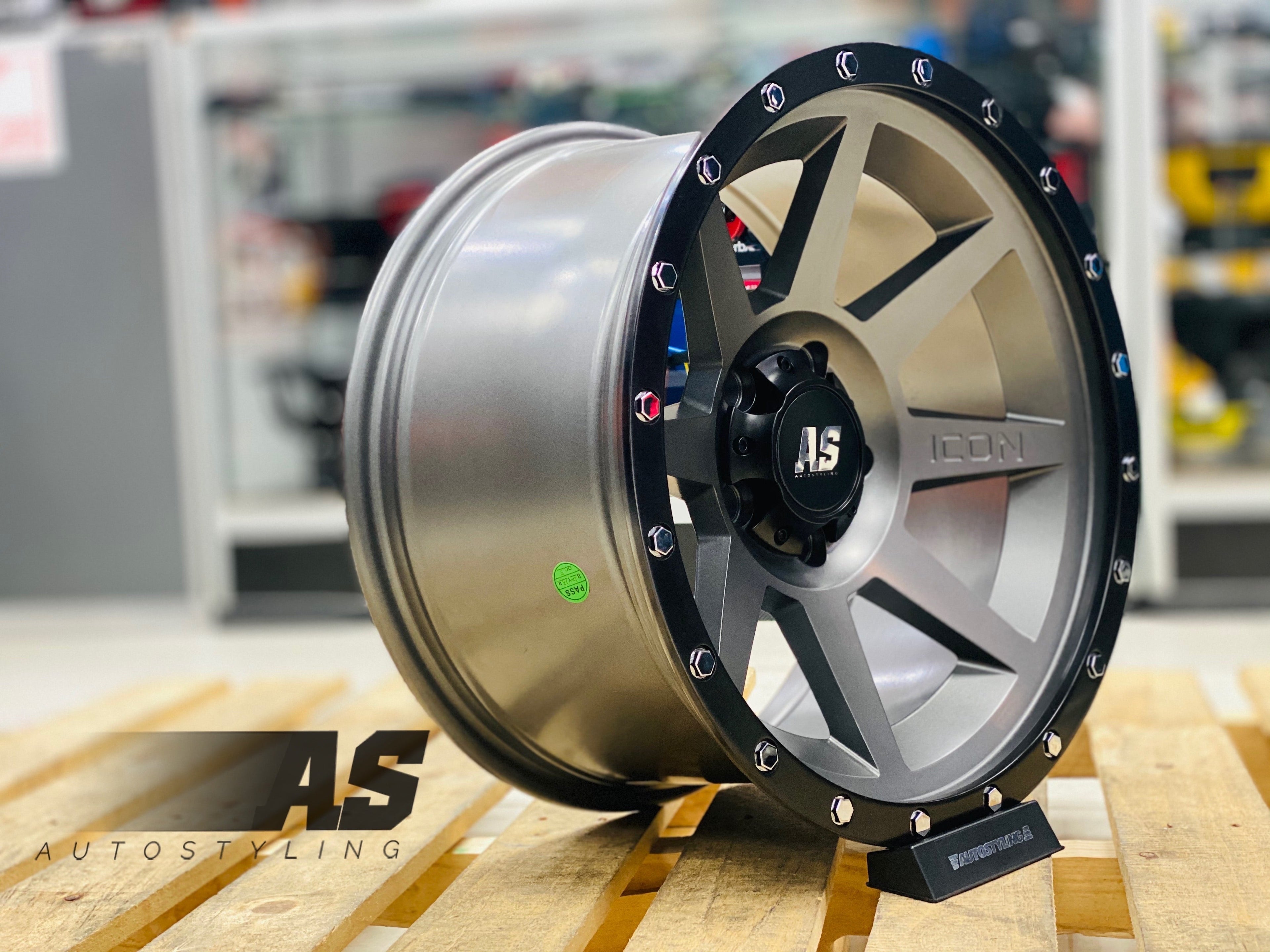 17” AS- CRATOR 6/139 GUNMETAL